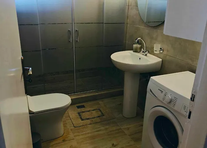 شقة Takis أسبرطة